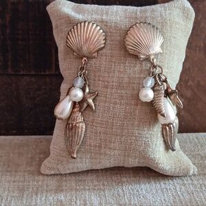 Vintage Gold Tone Seashell Bead Post Dangle Earrings